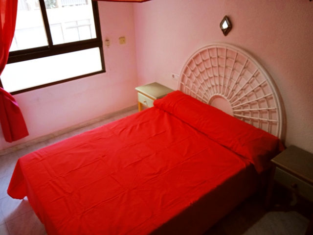 3-Zimmer-Wohnung mit Gemeinschaftspool in Torrevieja