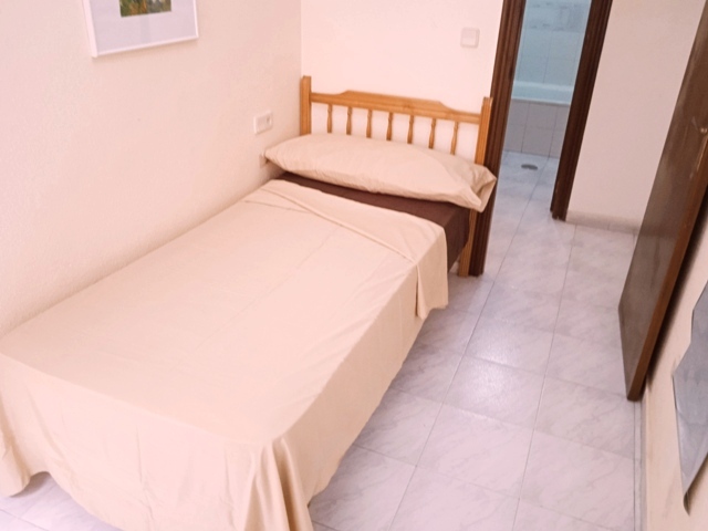 Appartamento con 3 camere da letto con piscina comune a Torrevieja