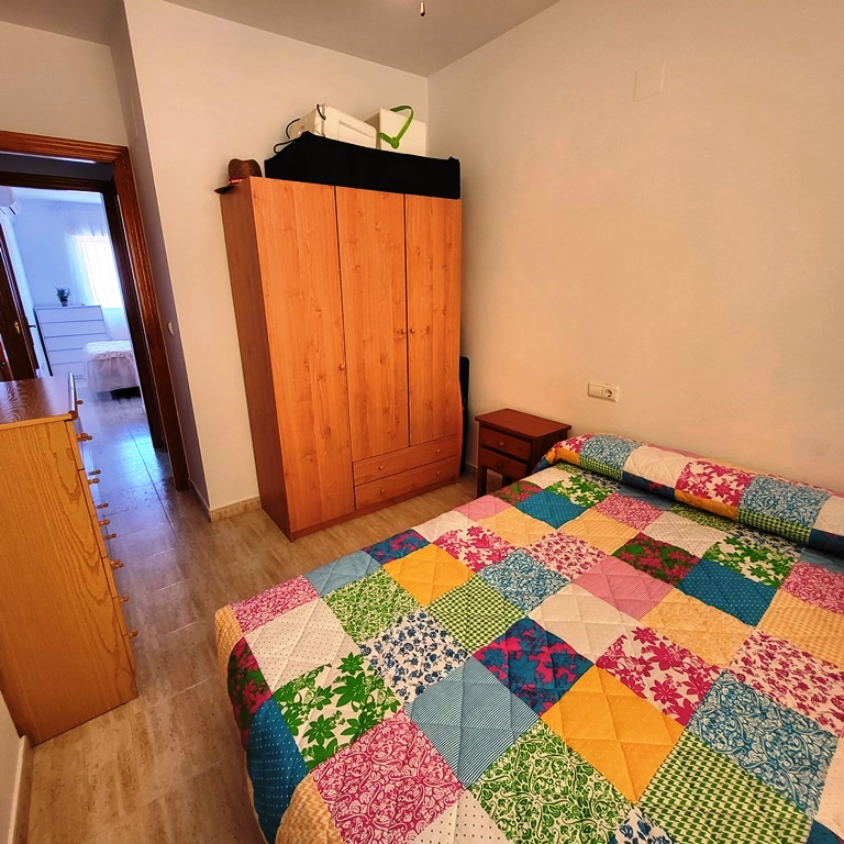 BEL APPARTEMENT AU COEUR DE TORREVIEJA AVEC PISCINE COMMUNAUTAIRE