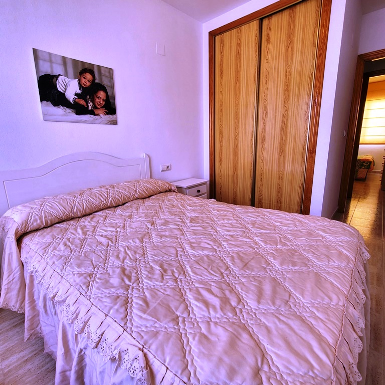 BEL APPARTEMENT AU COEUR DE TORREVIEJA AVEC PISCINE COMMUNAUTAIRE