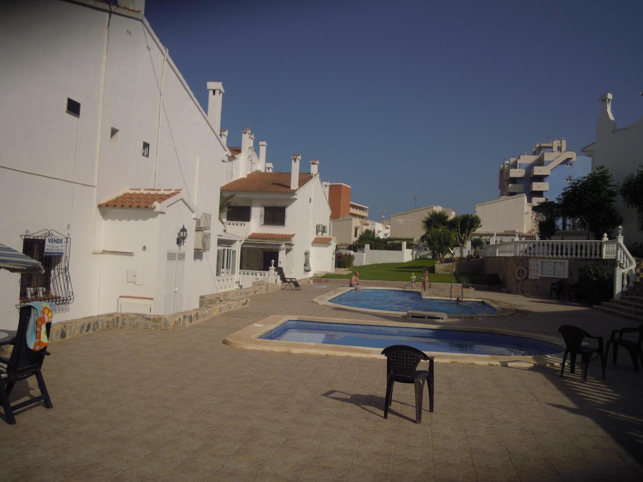 Semi-detached house 1km from La Mata beach in Torrevieja