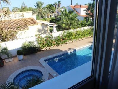 Chalet en venta en Orihuela Costa