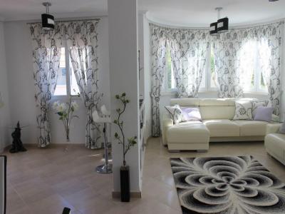 Chalet en venta en Orihuela Costa