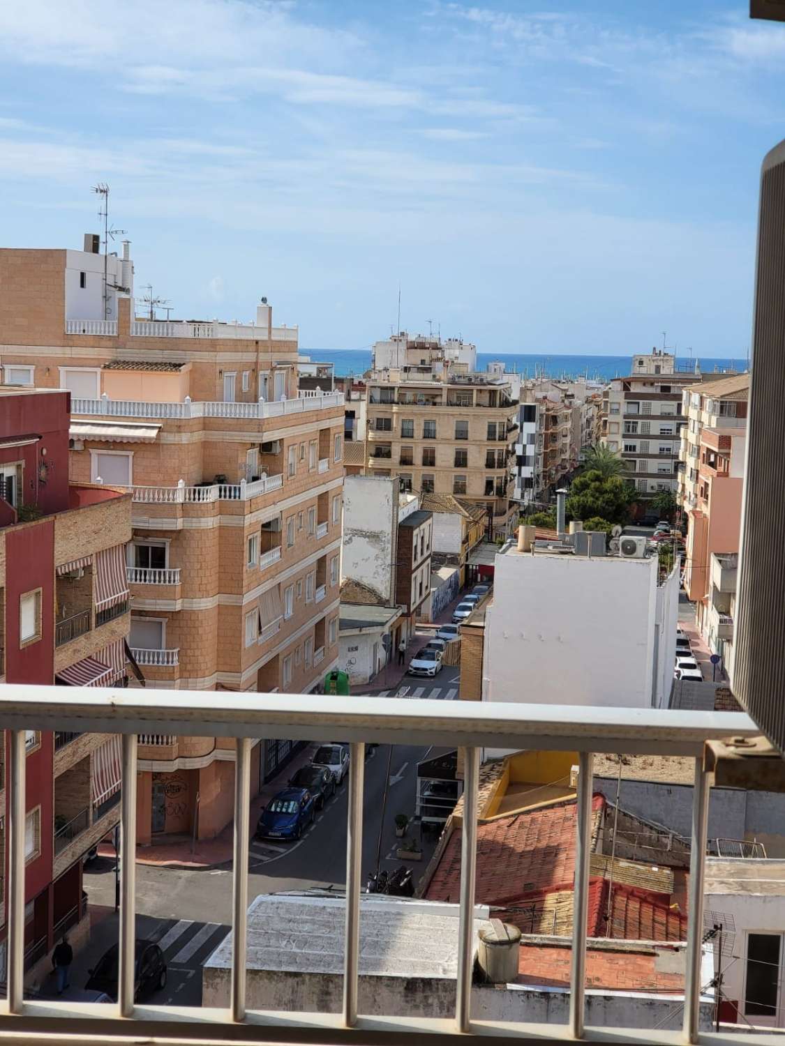 Zentrale Wohnung 200 m vom Rathaus in Torrevieja entfernt