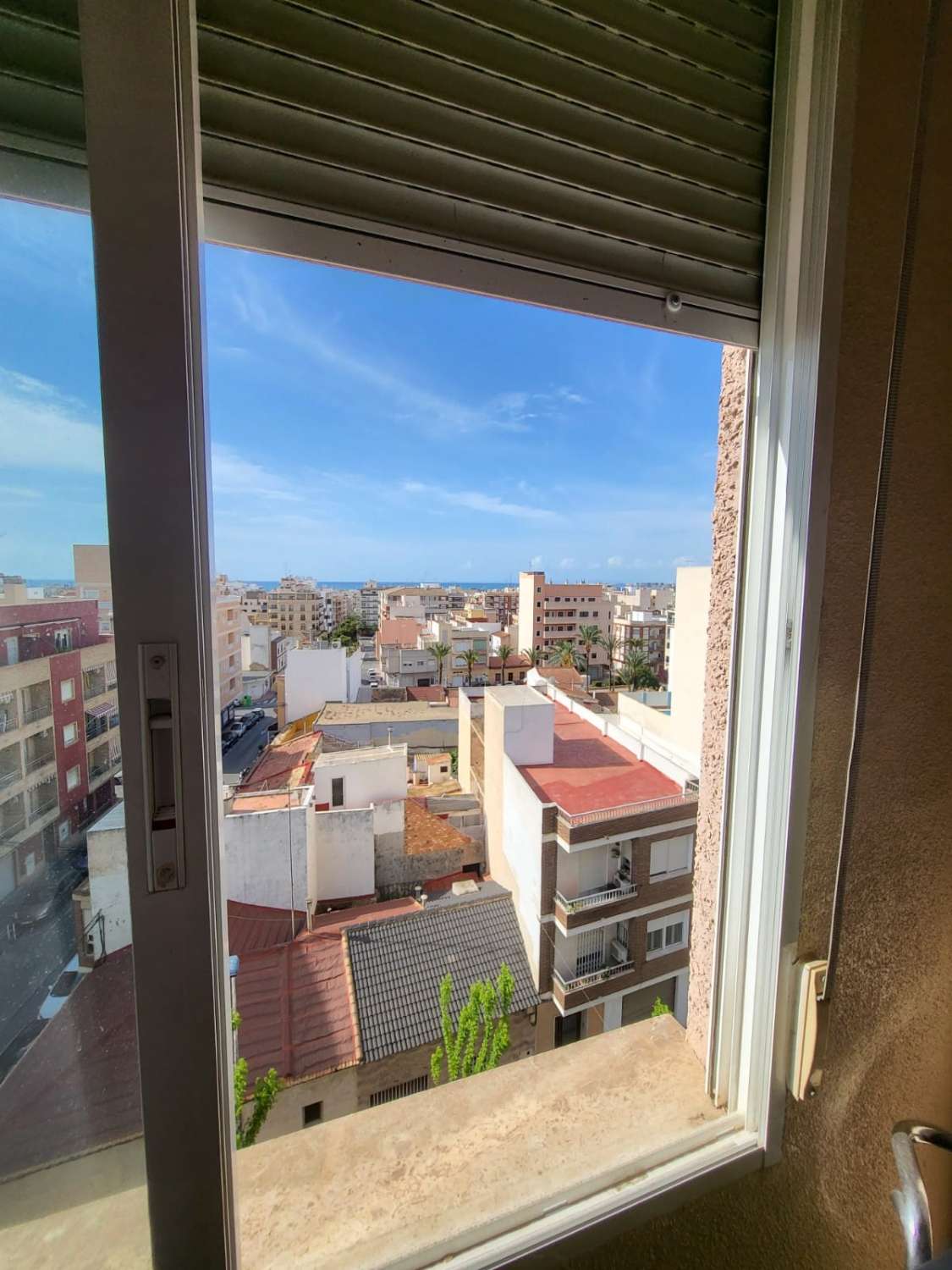 Zentrale Wohnung 200 m vom Rathaus in Torrevieja entfernt