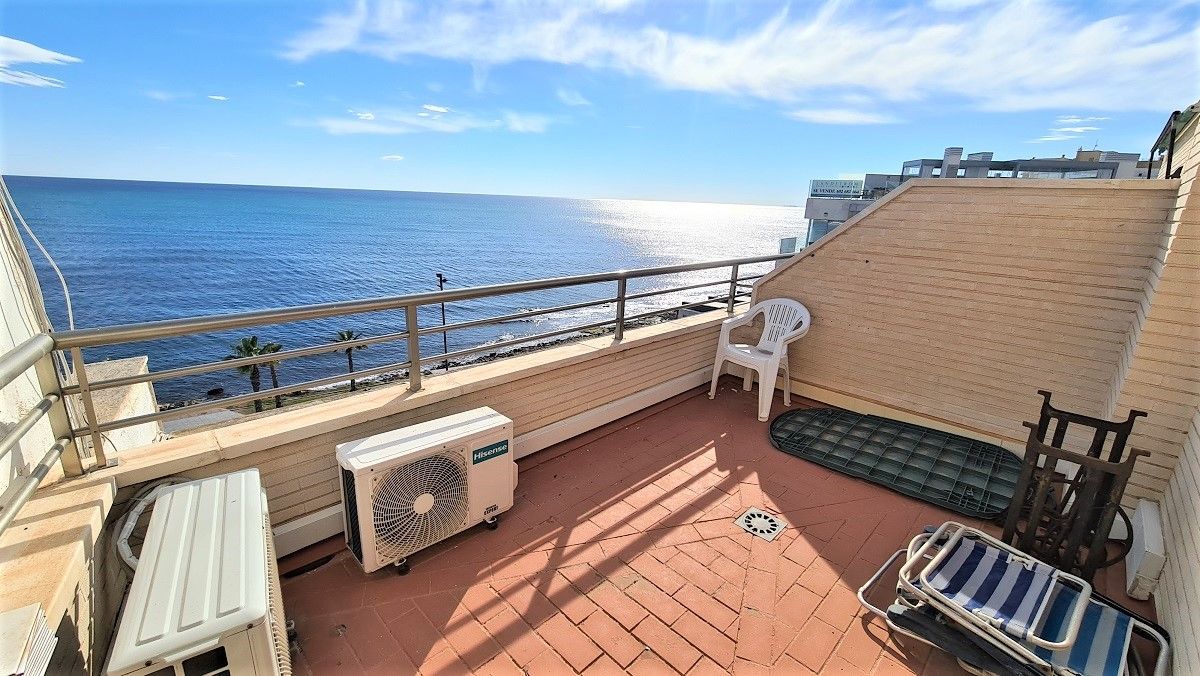 Penthouse in der 1. Linie in Torrevieja, Meerblick