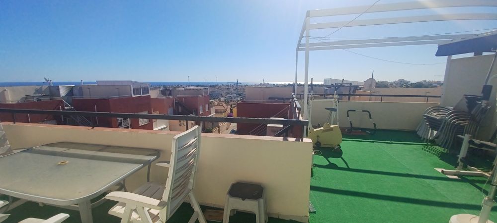 Adosado de 2 dormitorios en Orihuela Costa