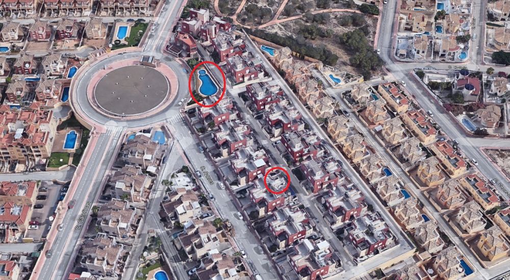 Adosado de 2 dormitorios en Orihuela Costa