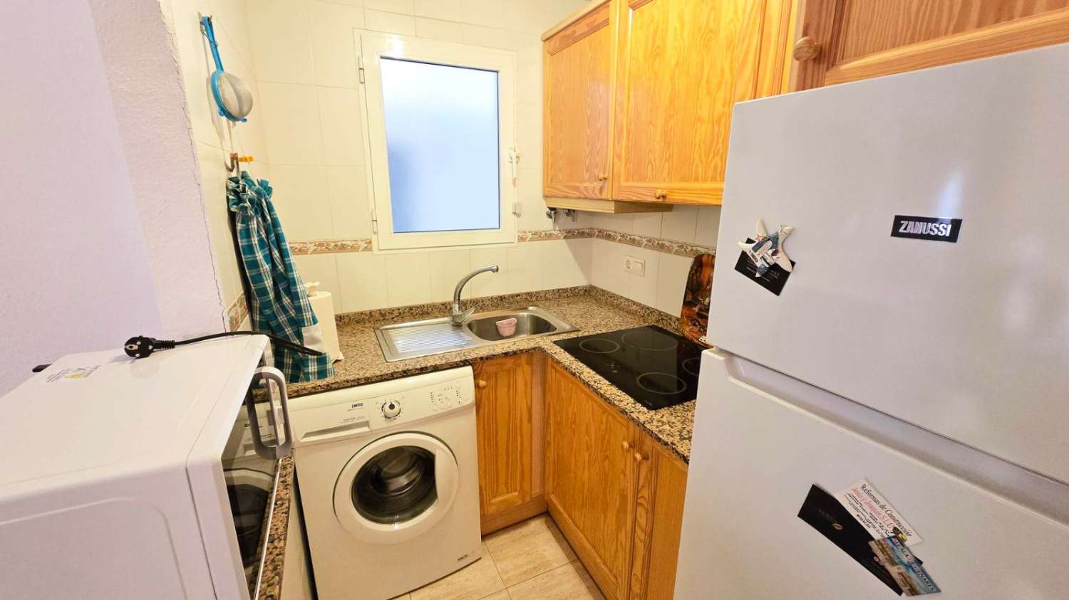 Apartamento con piscina comunitaria en Torrevieja a 600m de la playa