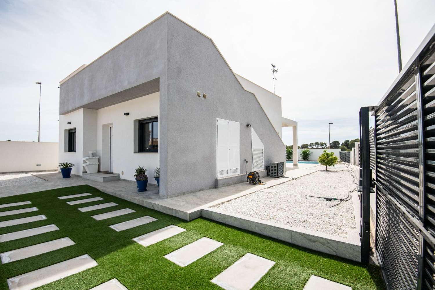 Neu gebaute, freistehende Villen in Pinar de Campoverde