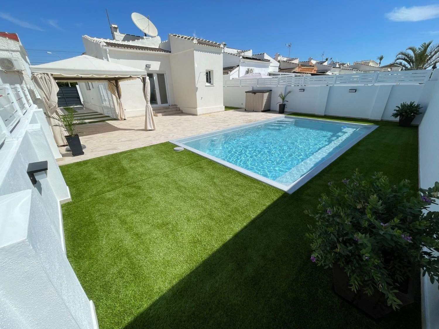 Renovierte Villa in der Urbanisation San Luis von Torrevieja