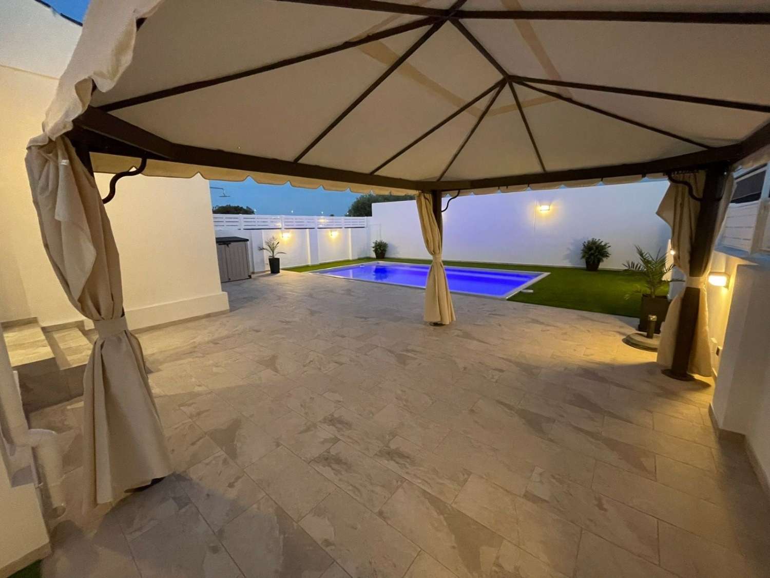 Renovierte Villa in der Urbanisation San Luis von Torrevieja