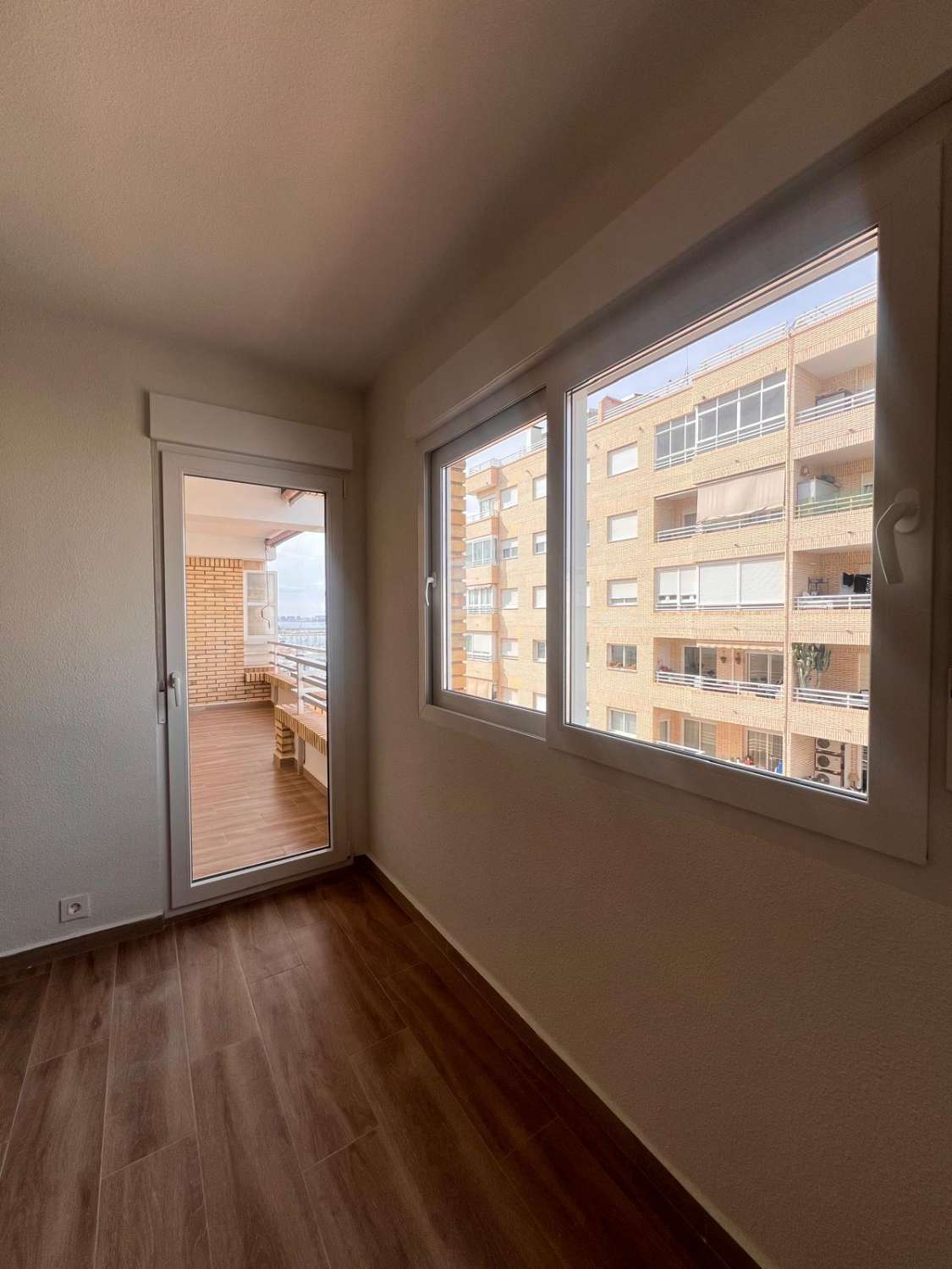Wohnung in der 1. Reihe des Yachthafens von Torrevieja