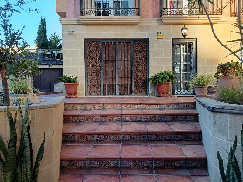Villa individuelle dans l'urbanisation Los Balcones à Torrevieja.