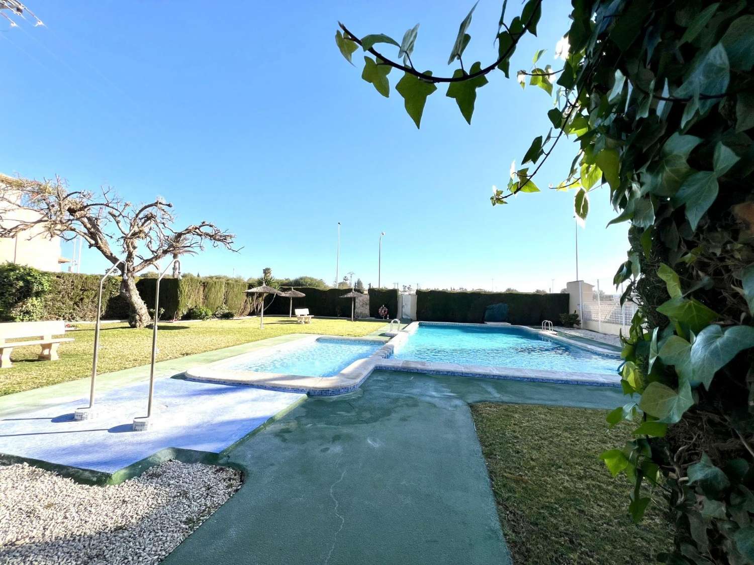 Casa bifamiliare a Torrevieja, ristrutturata