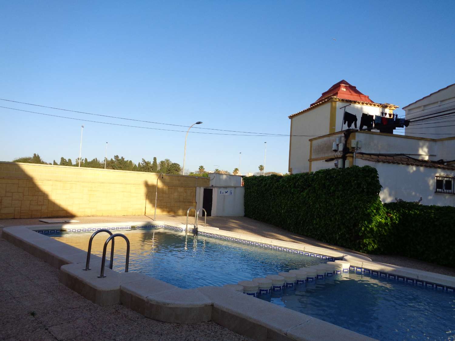 Chalet adosado en la zona de Carrefour de Torrevieja