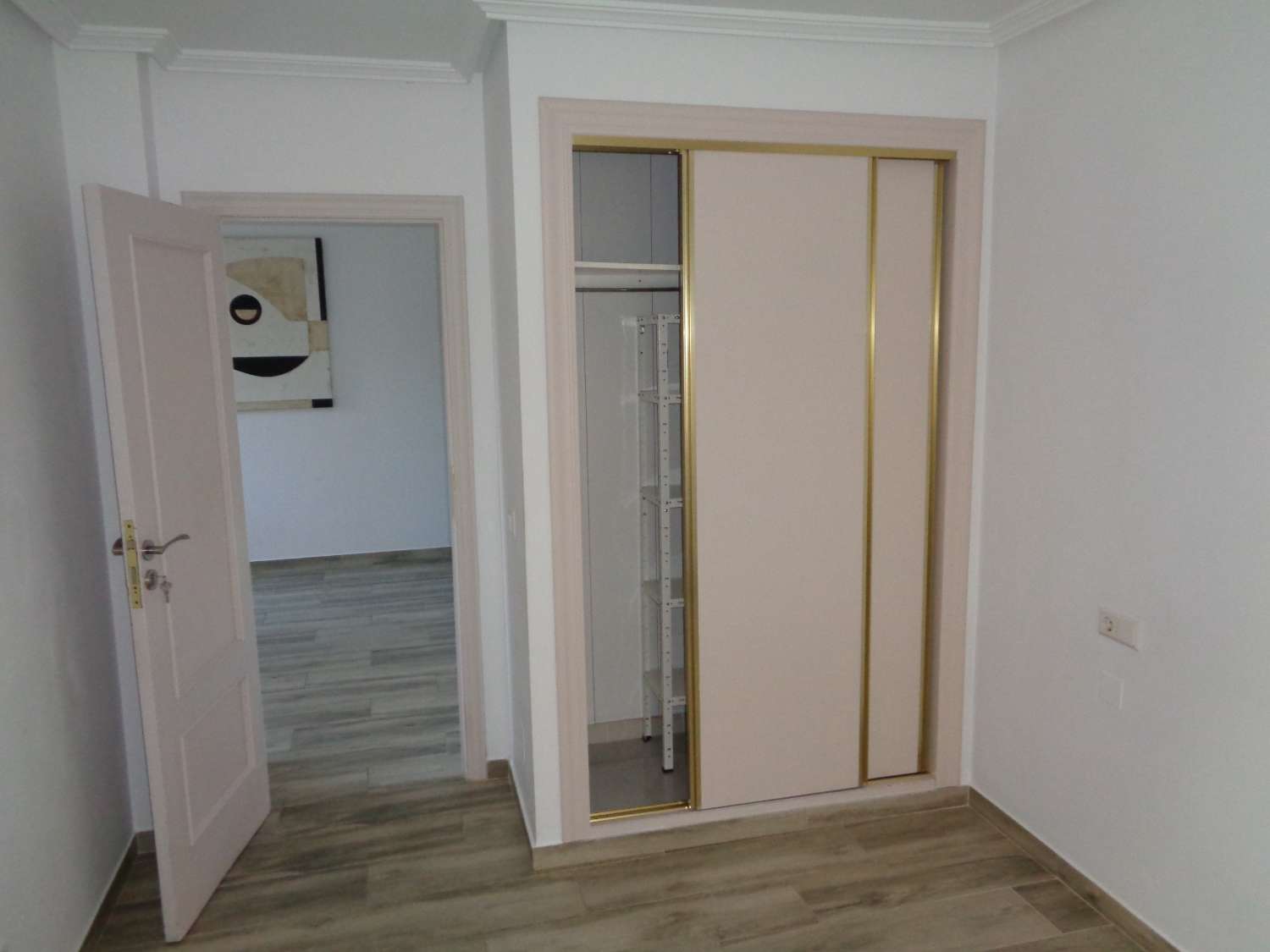 Chalet adosado en la zona de Carrefour de Torrevieja