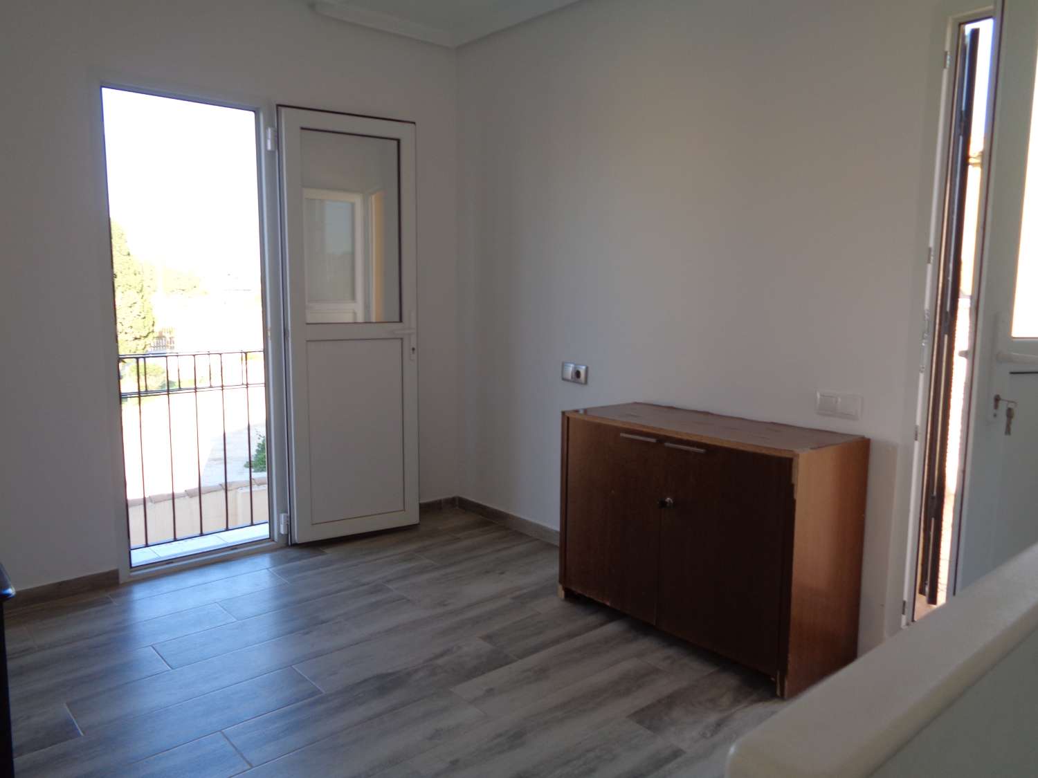Chalet adosado en la zona de Carrefour de Torrevieja