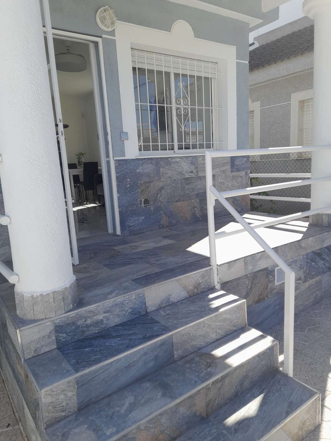 Chalet reformado en Torrevieja