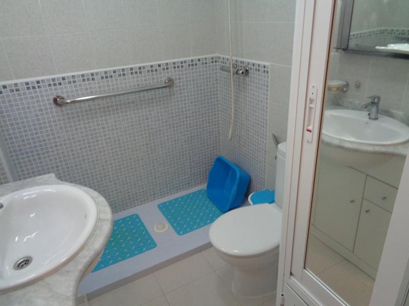 Estudio con piscina en Torrevieja cerca de la playa del Cura