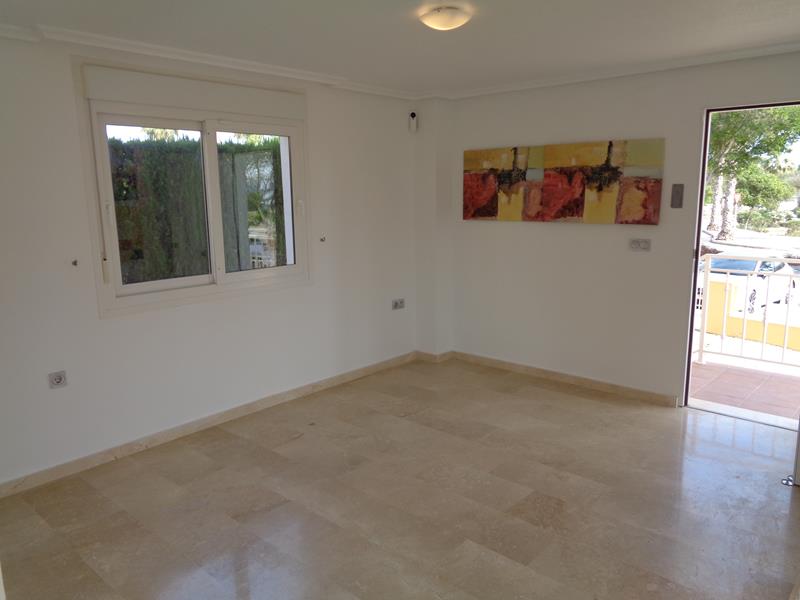 Fritliggende villa på lavere niveau, Guardamar del Segura