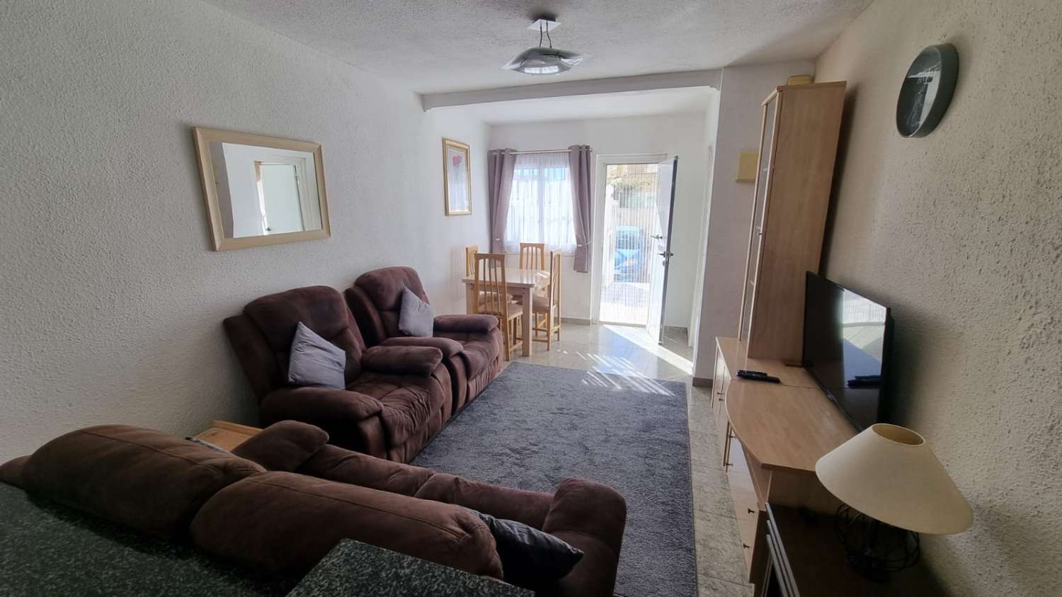 Bungalow con piscina en Torrevieja