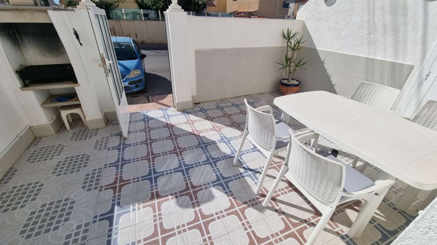 Bungalow con piscina en Torrevieja