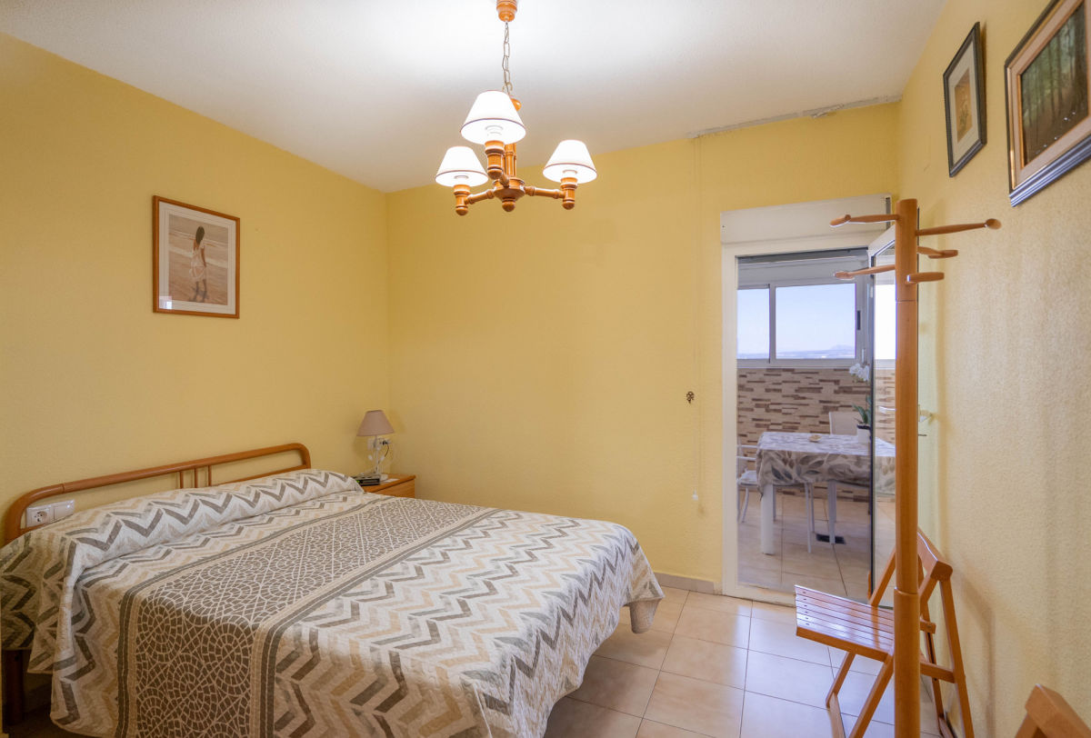 Atico con piscina en Torrevieja