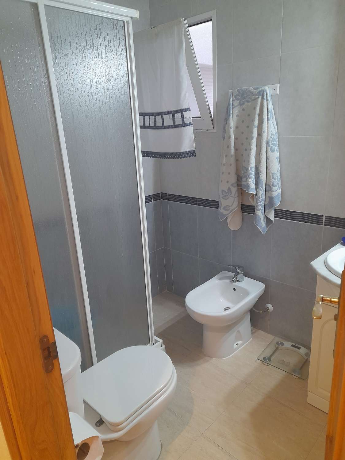 Wunderschöne Wohnung in der Nähe von Playa del Cura in Torrevieja