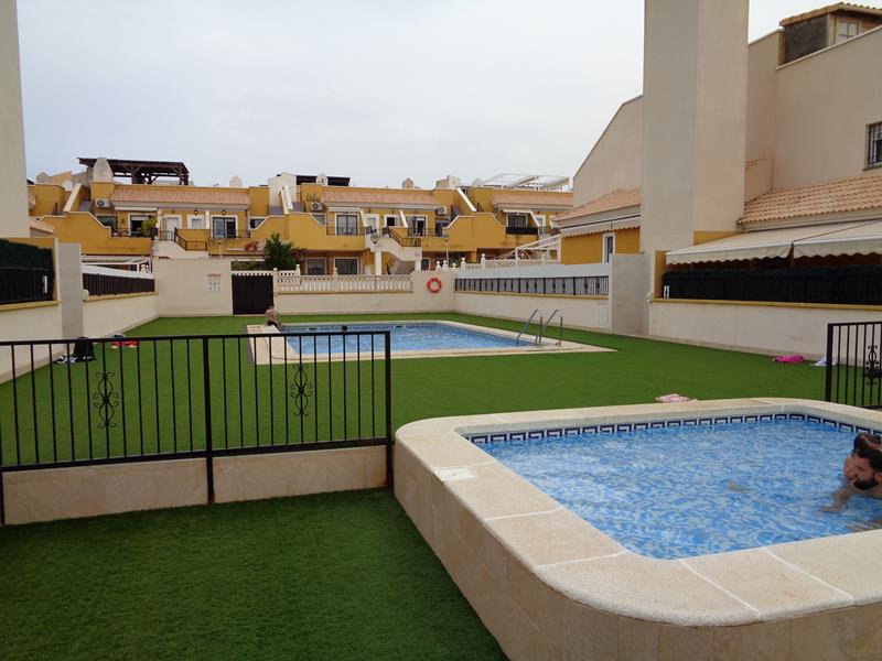 Bellissimo bungalow ad Arenales del Sol, Alicante