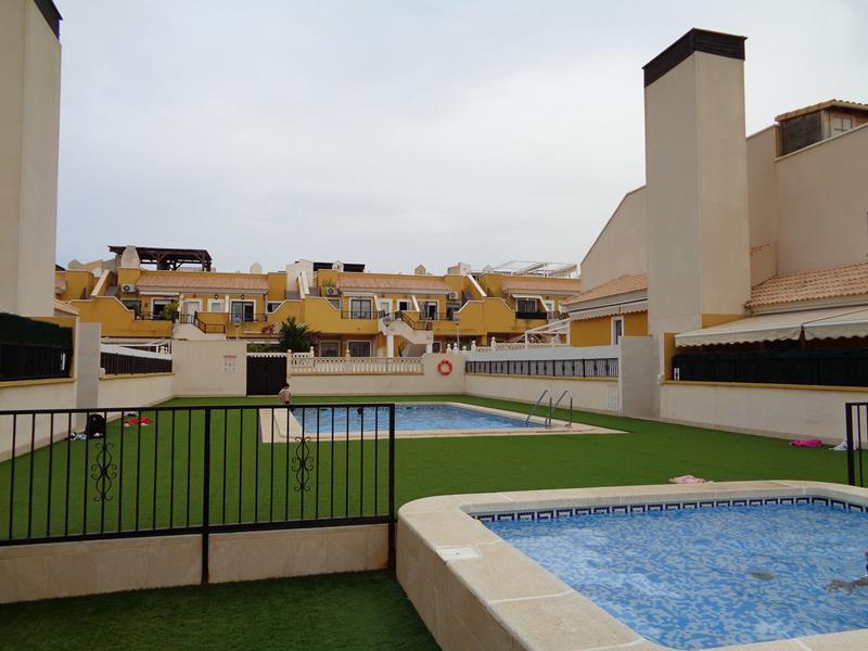 Bellissimo bungalow ad Arenales del Sol, Alicante