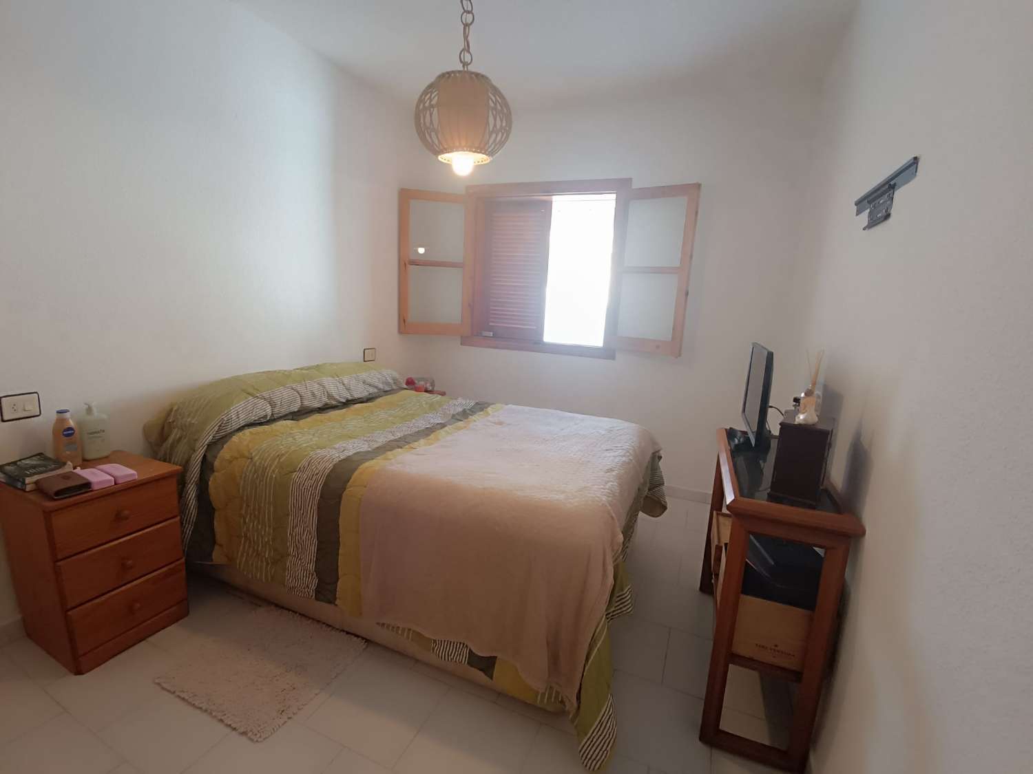 Bungalow en esquina sin vecinos arriba en Orihuela costa