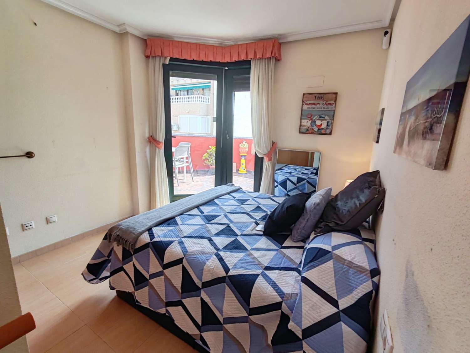 Penthouse op 175m van het strand van La Mata in Torrevieja