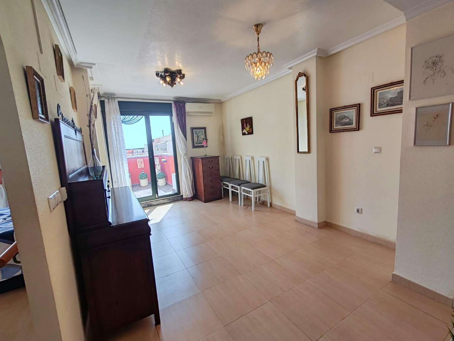 Penthouse op 175m van het strand van La Mata in Torrevieja