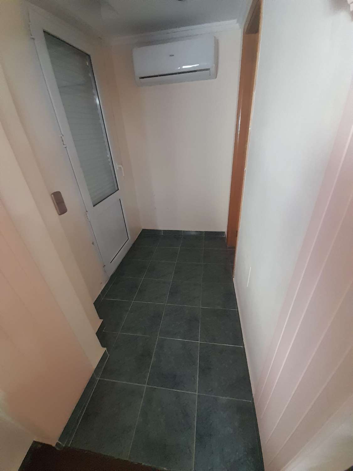 Fritliggende villa i Rocio delmar med panoramaudsigt over havet