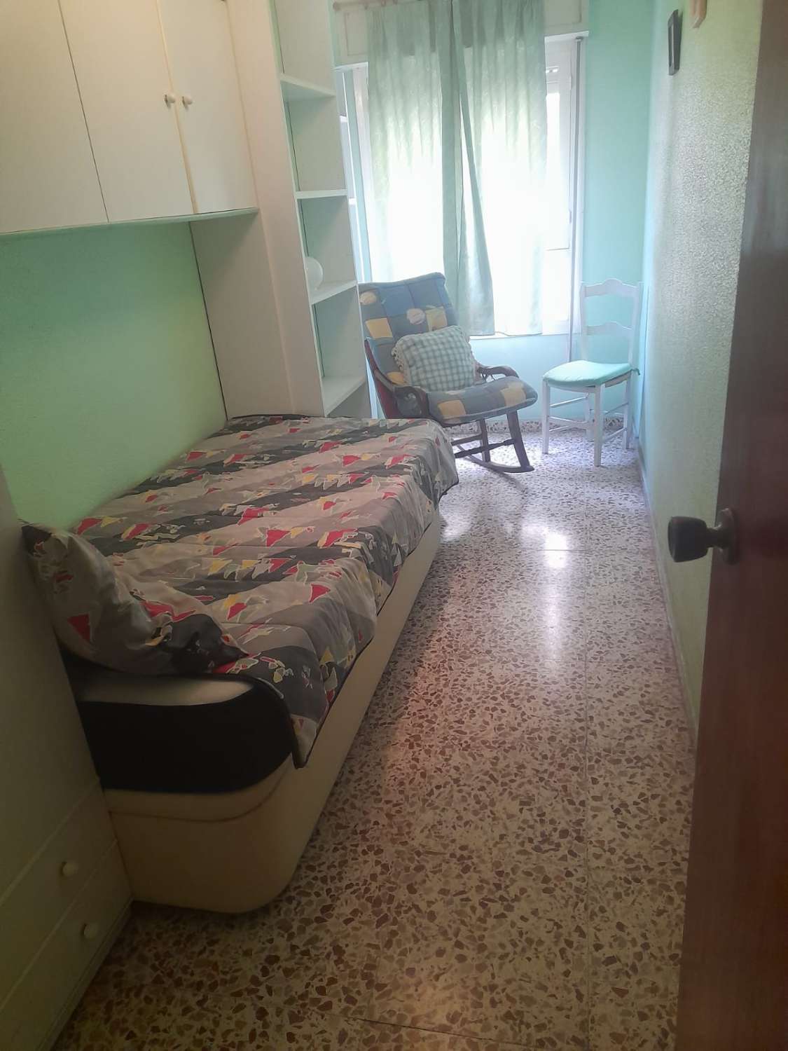 3-Zimmer-Wohnung in zweiter Reihe an der Strandpromenade von Torrevieja