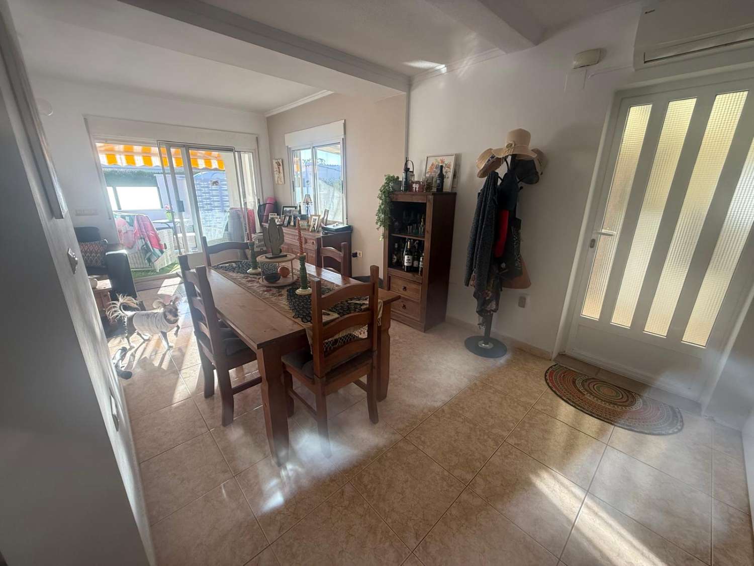 Doppelhaushälfte in der Urbanisation El Chaparral, Torrevieja