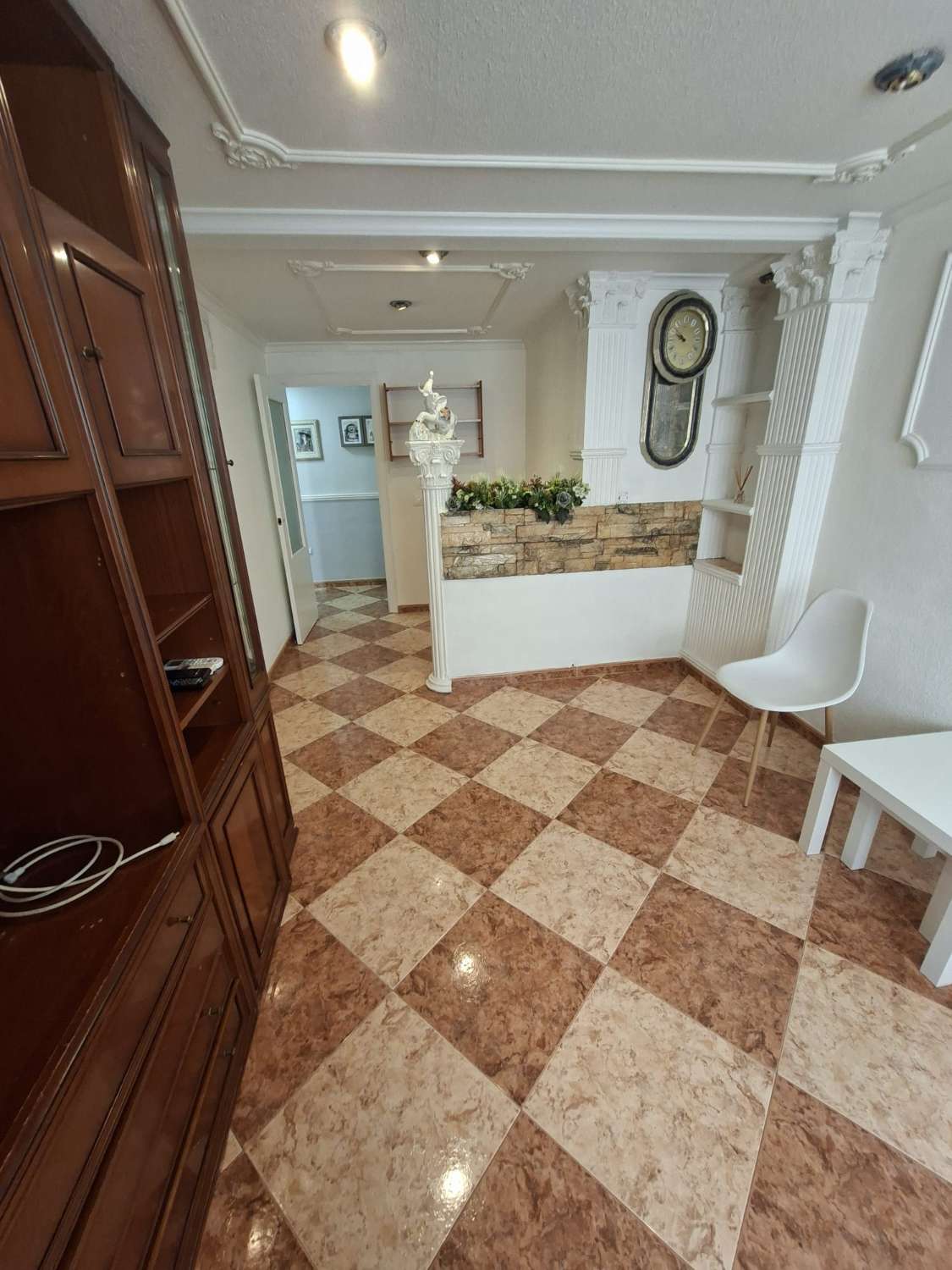 Piso de 3 dormitorios y 2 baños a 250m del paseo maritimo, torrevieja