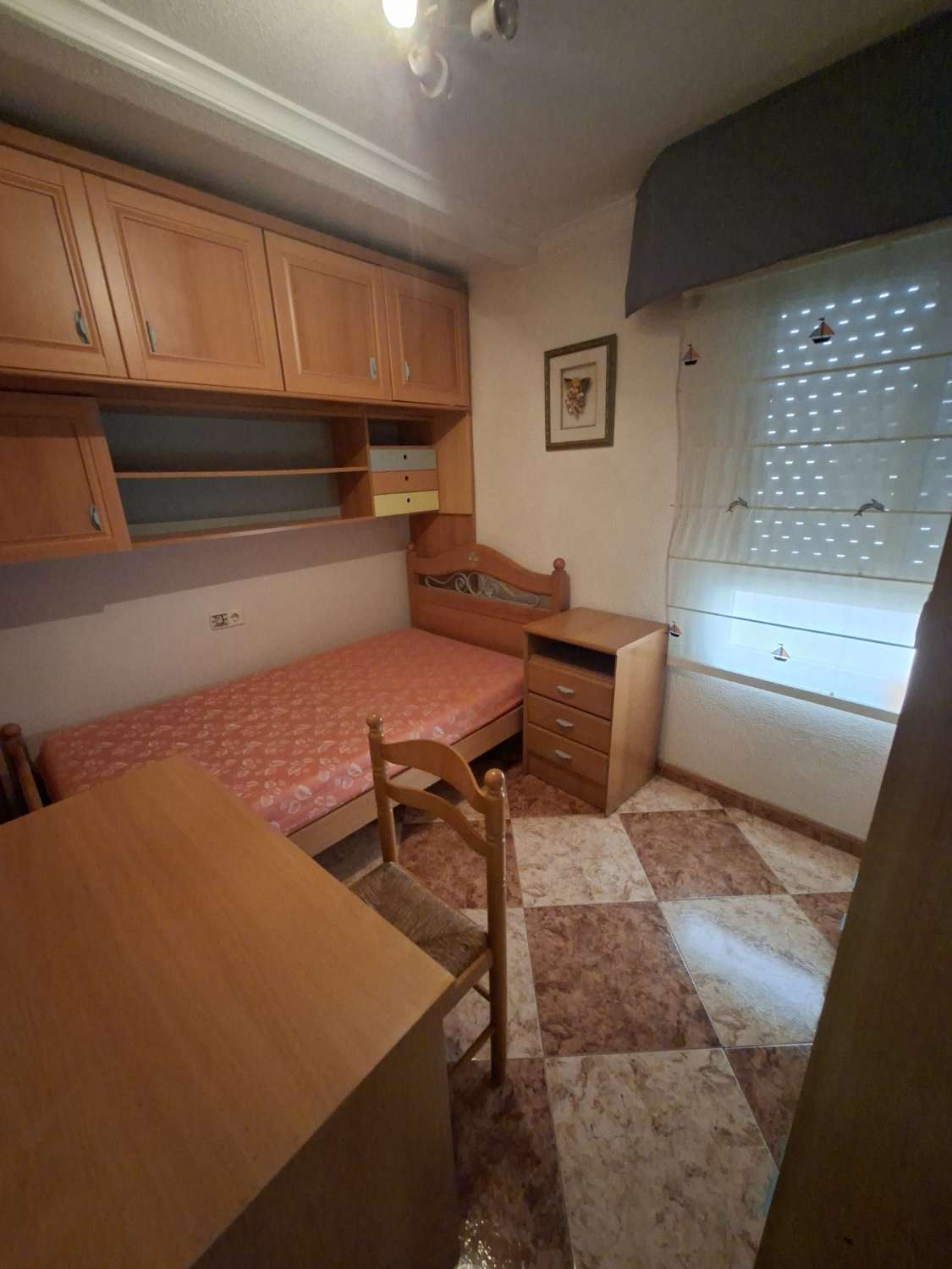 Piso de 3 dormitorios y 2 baños a 250m del paseo maritimo, torrevieja