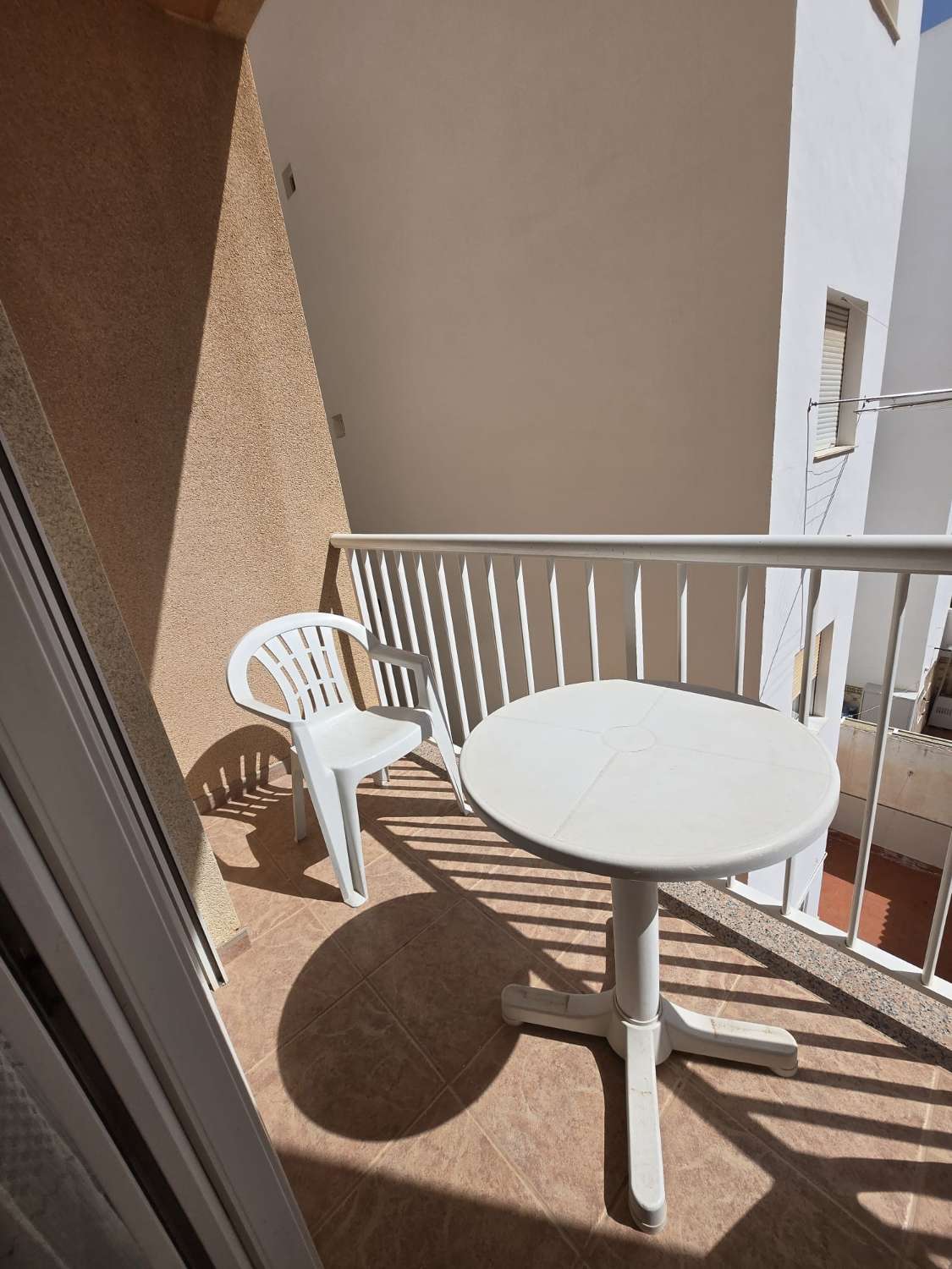 Lejlighed i 2. række af Playa del Cura i Torrevieja