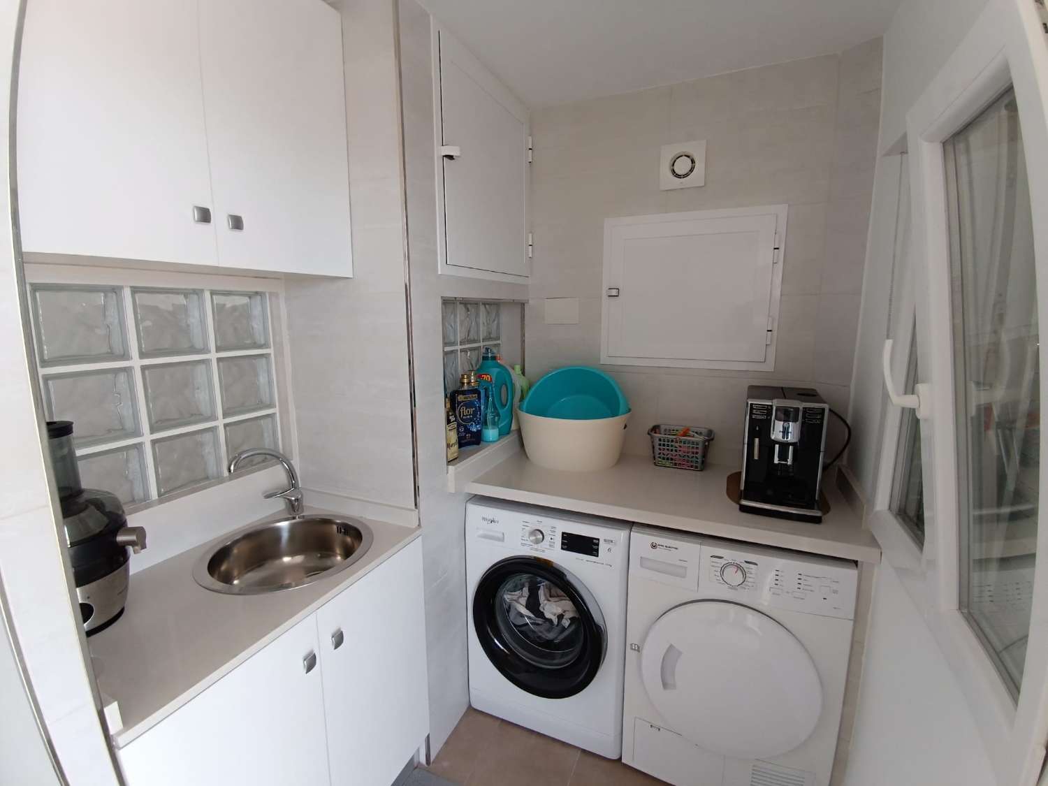 Halfvrijstaande woning in de urbanisatie La Siesta, Torrevieja