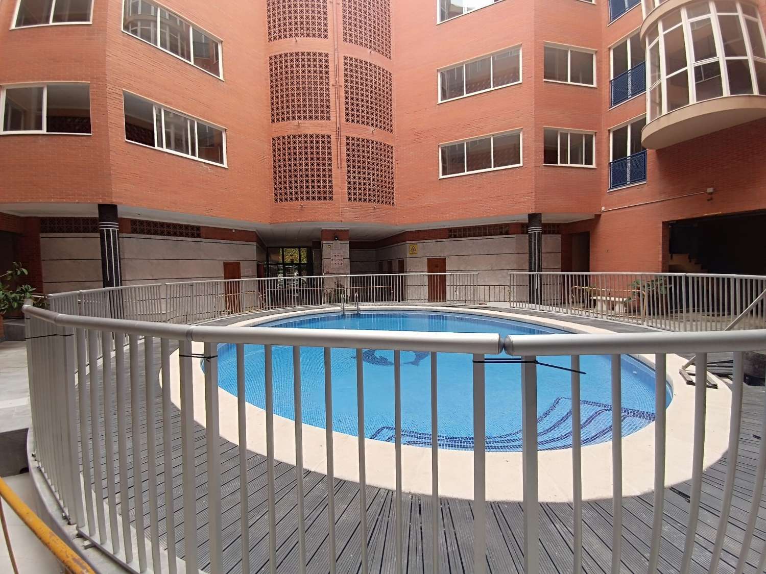 Apartamento con piscina a 200m de la playa del Acequion en Torrevieja