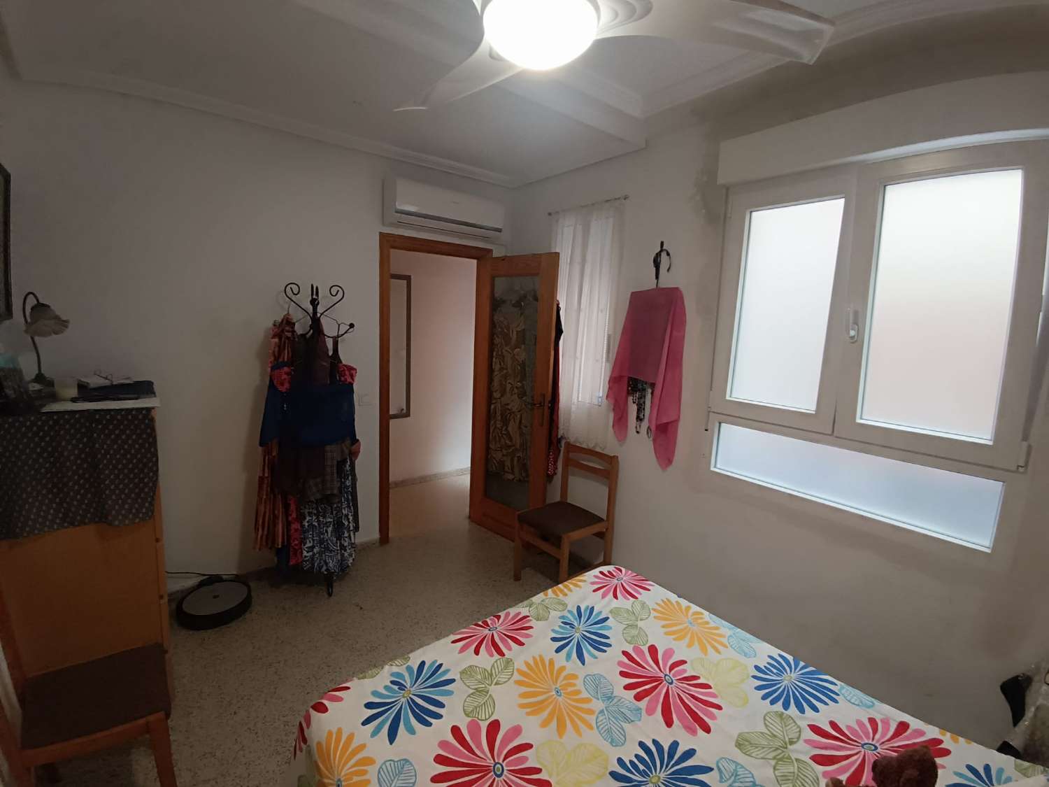 Apartamento con piscina a 200m de la playa del Acequion en Torrevieja