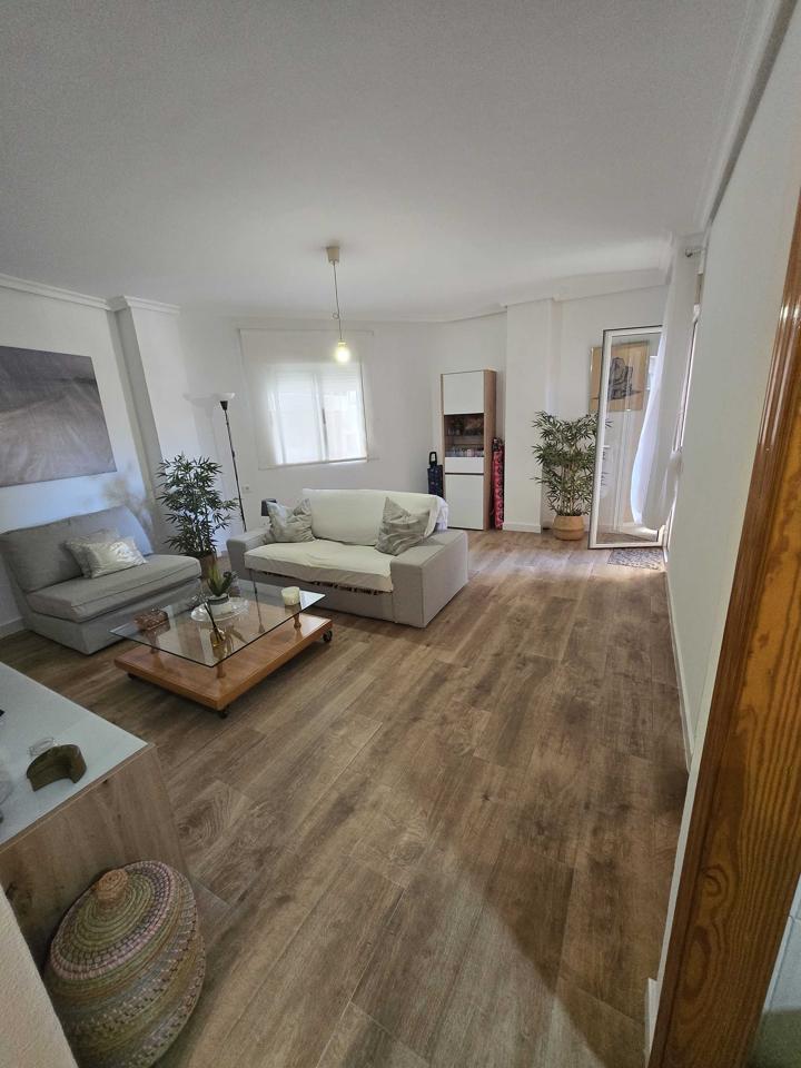 Piso reformado en la zona centro de Torrevieja