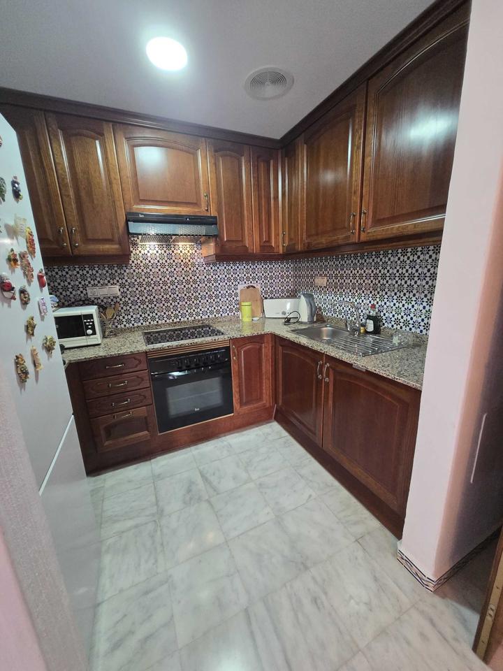 Apartment with sea views on Los Locos beach in Torrevieja