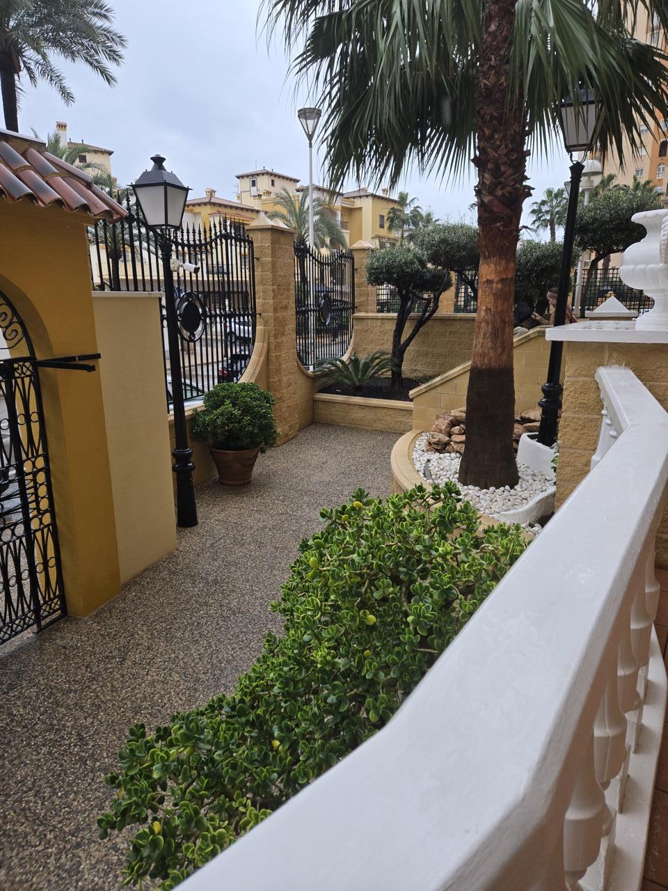 Apartment with sea views on Los Locos beach in Torrevieja
