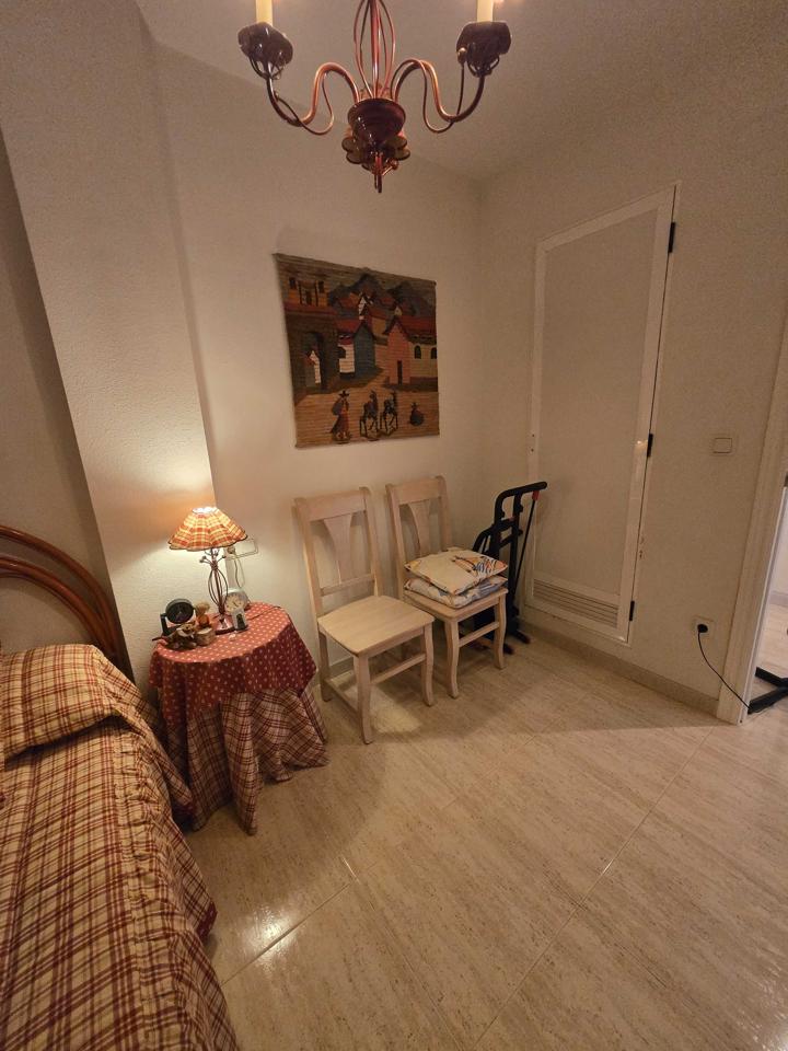 Piso de 3 dormitorios en Guardamar del Segura