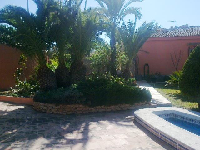 Chalet en venta en La Siesta - El Salado - Torreta (Torrevieja)