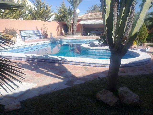 Chalet en venta en La Siesta - El Salado - Torreta (Torrevieja)