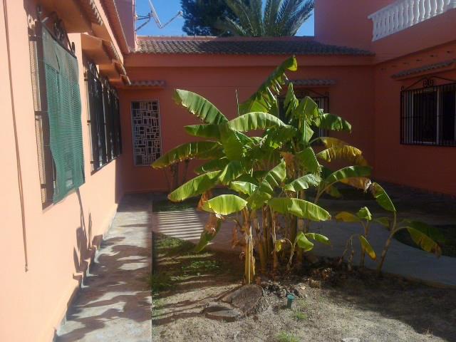 Chalet en venta en La Siesta - El Salado - Torreta (Torrevieja)